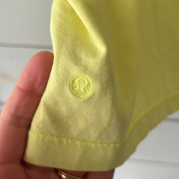 Lululemon Classic-Fit Cotton-Blend Tank Top- size 6 sunlight yellow - Picture 6 of 7